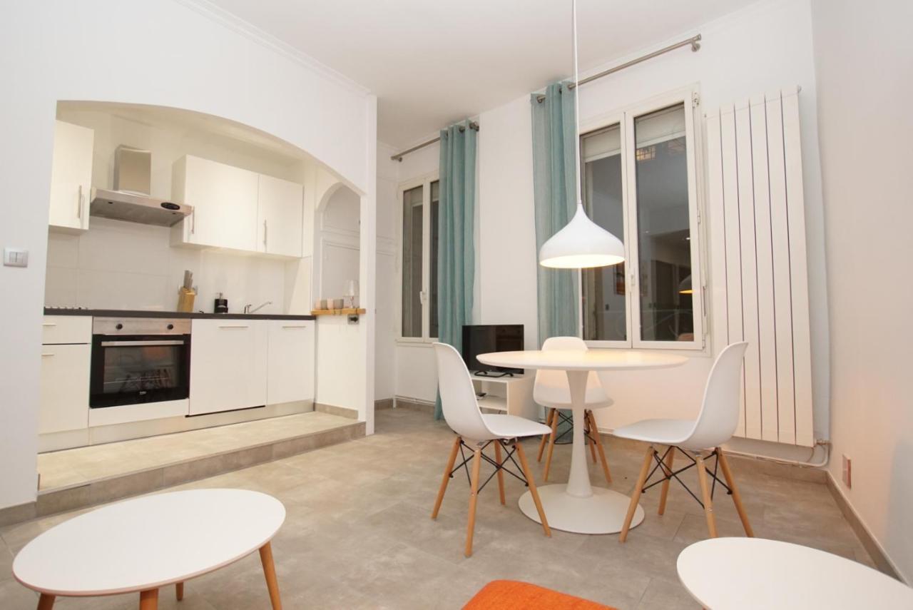 Suite Volupte Classee 3 Etoiles Avec Vue Sur Jardin, Climatisation Montpellier Exterior foto
